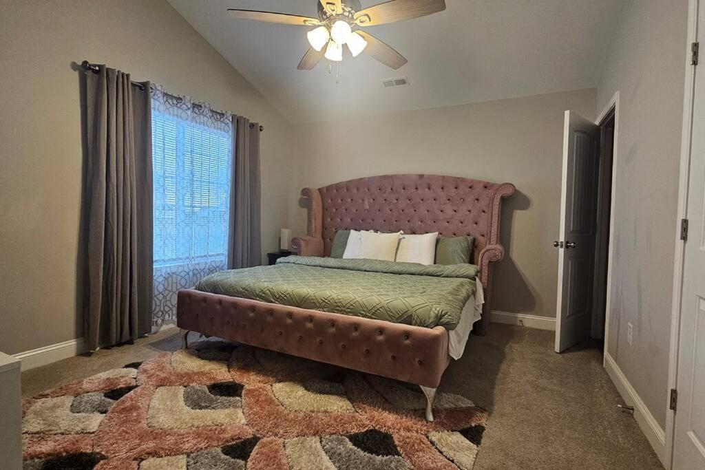Gorgeous 3 Bedroom Home With Cable Tv In All Rooms & Free Wi-Fi Конкорд Экстерьер фото