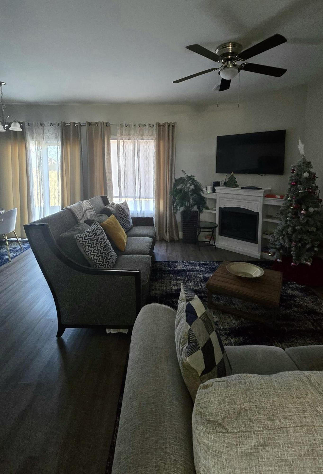 Gorgeous 3 Bedroom Home With Cable Tv In All Rooms & Free Wi-Fi Конкорд Экстерьер фото